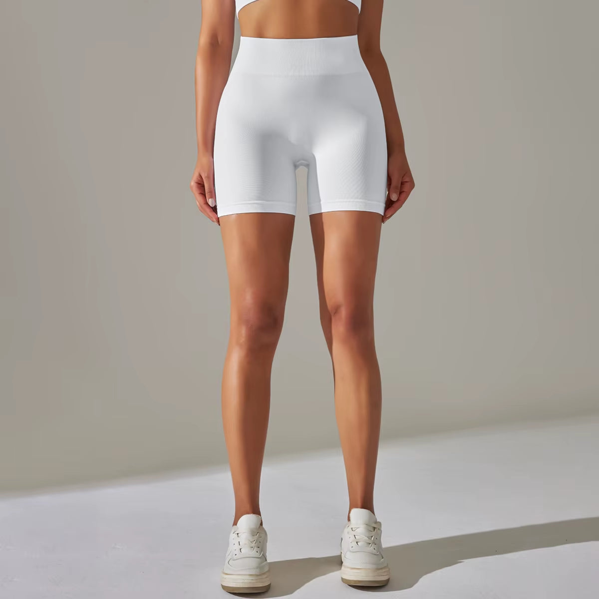 Women Sports Shorts Seamless Yoga Shorts Fitness Squat Proof Shorts High Waist Gym Shorts Push up Training Leggings Shorts